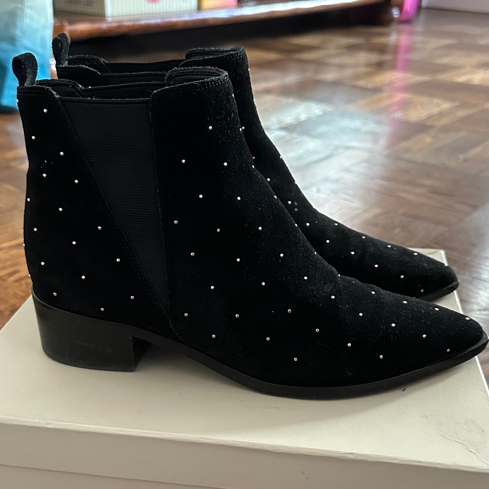 Marc Fisher Yanaba ankle boot
